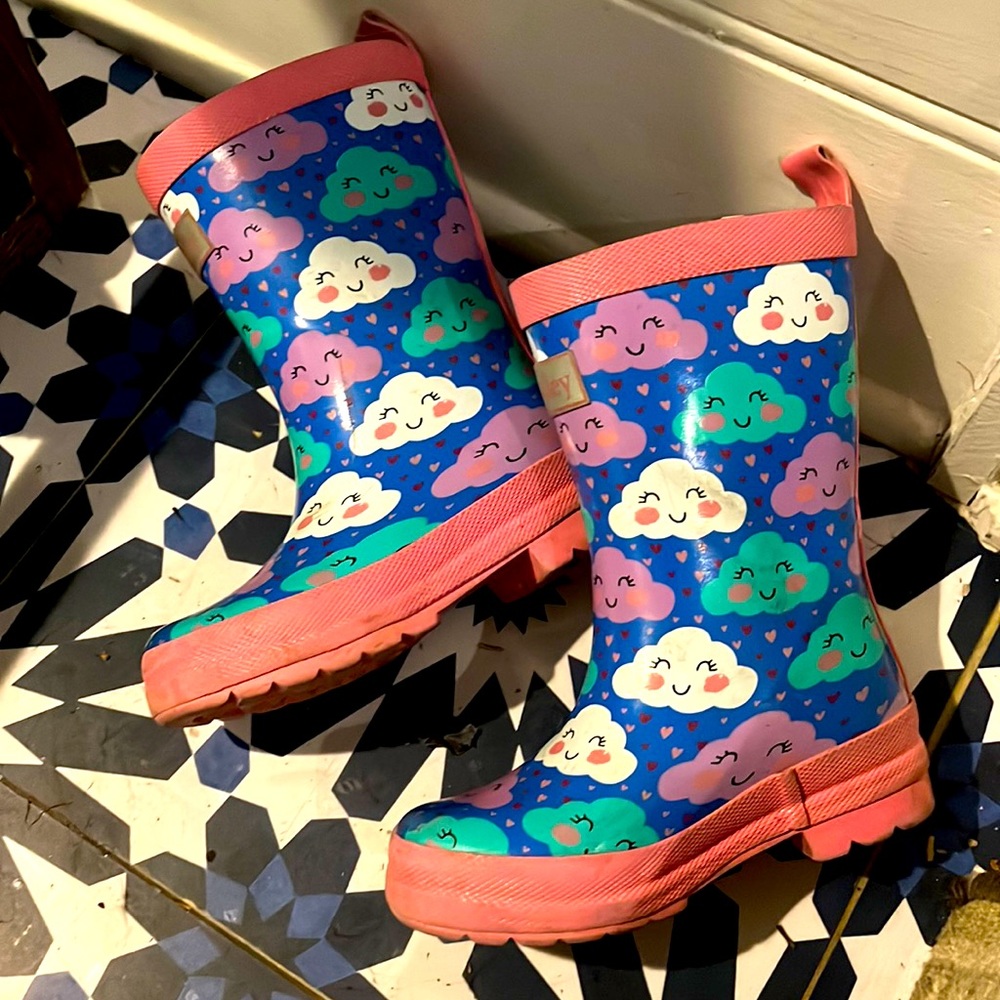 Hatley rainboots - clouds and hearts